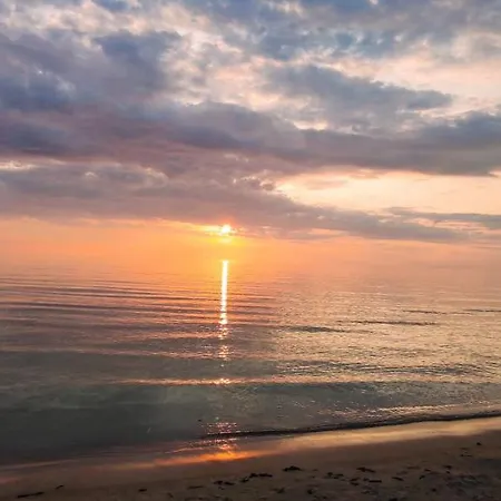 Pine Paradise Palanga-hill Garden 公寓 *